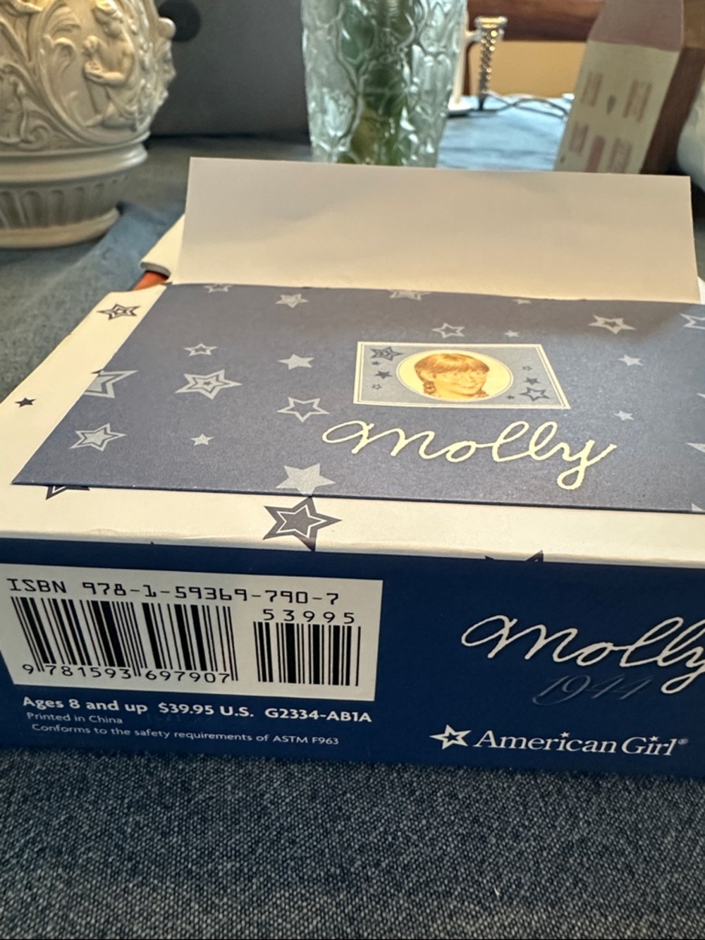 American Girl Molly Set of 6 Books with Game Board in case like new - Picture 7 of 12